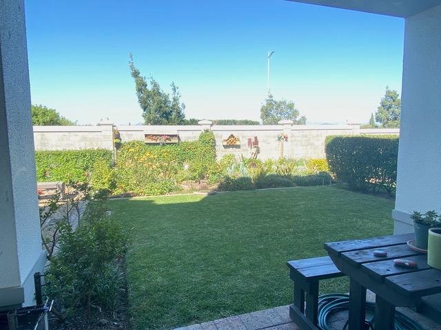 To Let 2 Bedroom Property for Rent in Pinehurst Western Cape